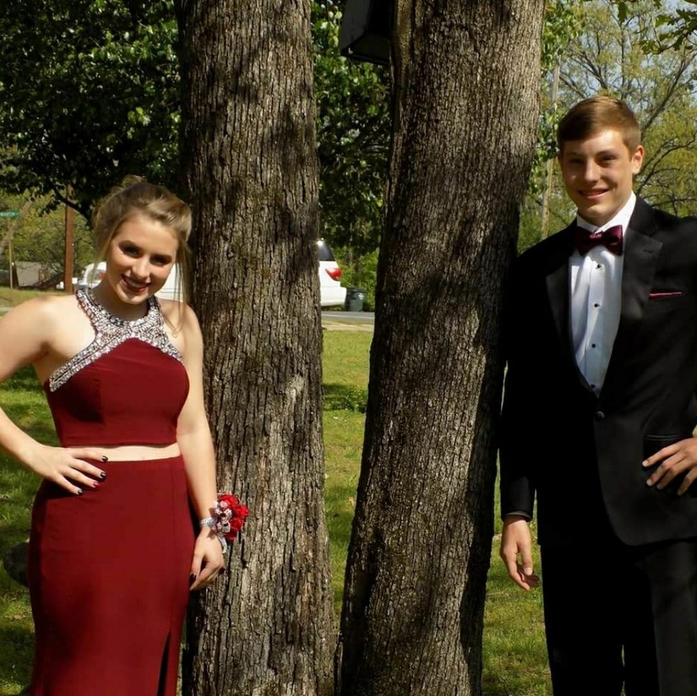 Dress - Picture 3 of 3
